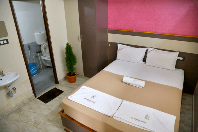 Vashundharas Hotel 2BHK House Bedroom